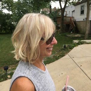 Meet your Posher, Julia